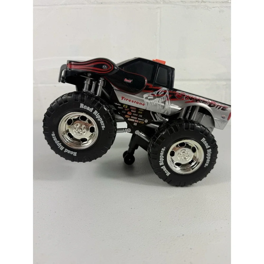 Toy State Road Rippers Snake Bite Monster Truck Wheelies Sound Lights  Works
